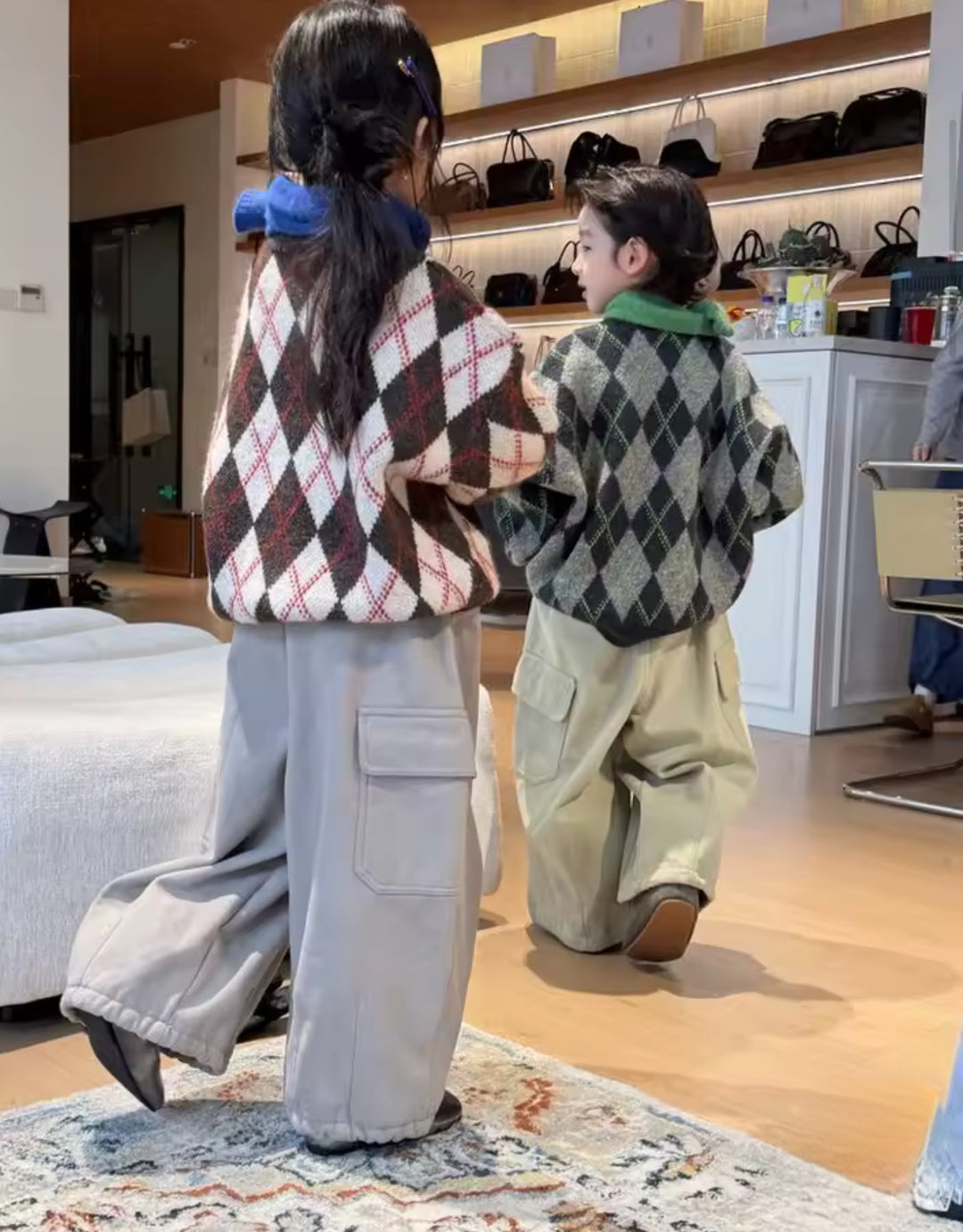 Pantaloni tasche