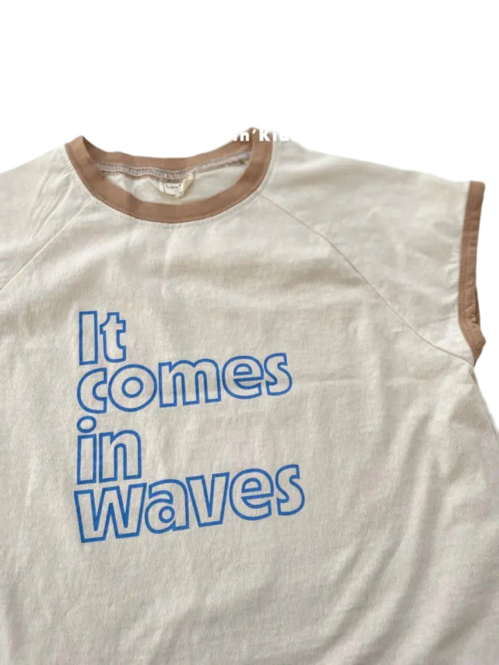 T-shirt Waves